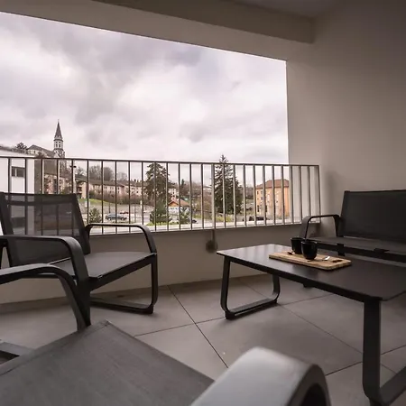 Le 305 - T3 With Garage And Beautiful Terrace Hébergement de vacances Annecy