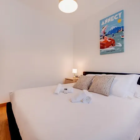 Le 305 - T3 With Garage And Beautiful Terrace Hébergement de vacances Annecy